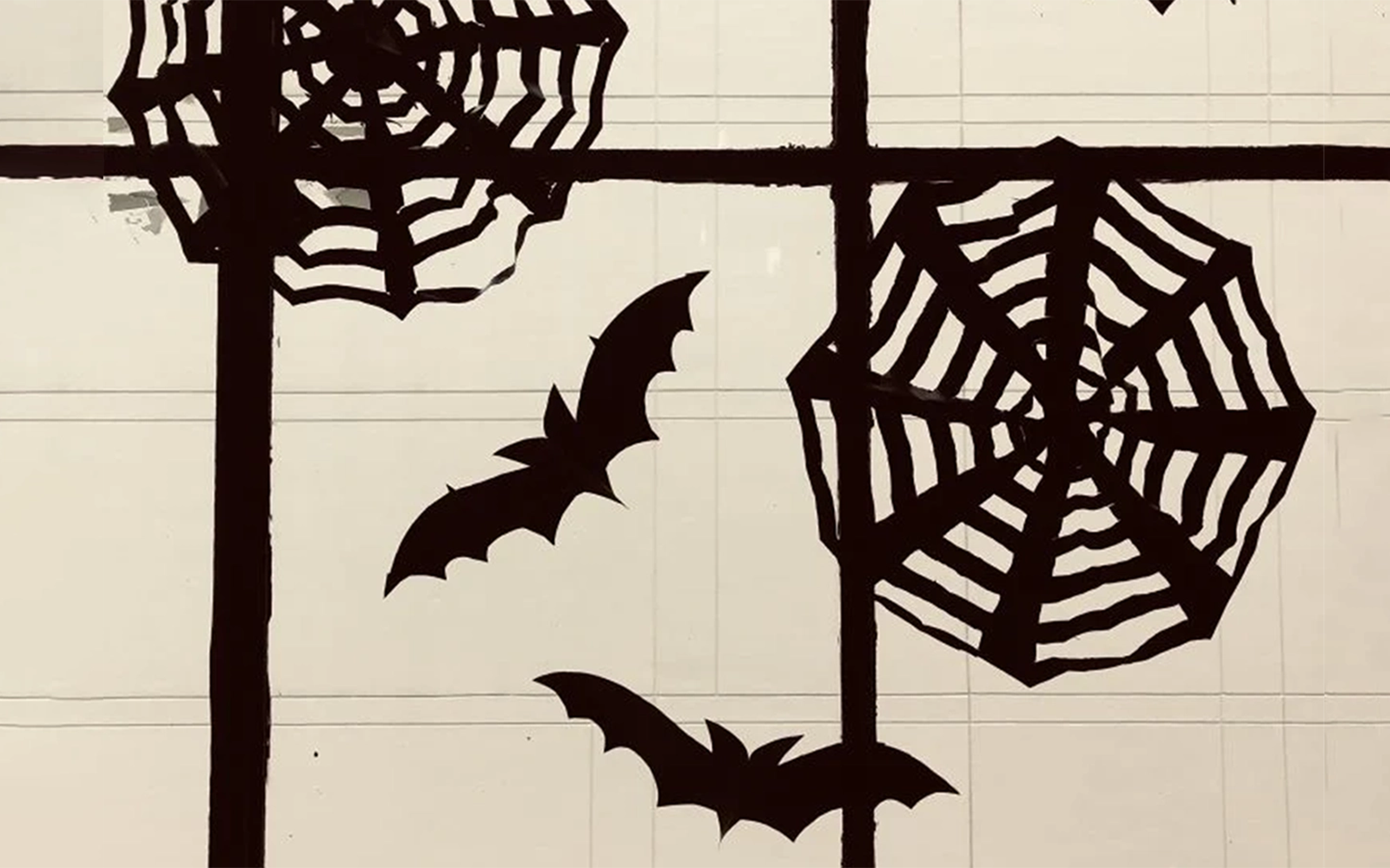 Upcycle Your Packaging Into Spooky Halloween Decorations 🎃👻